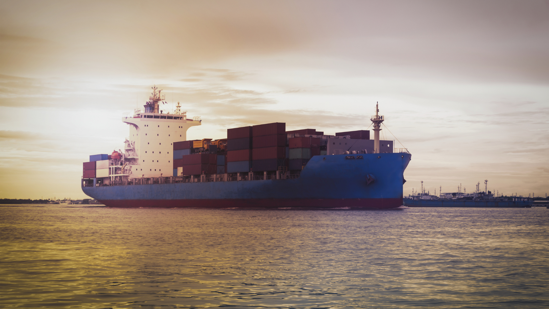 Ship-Chartering